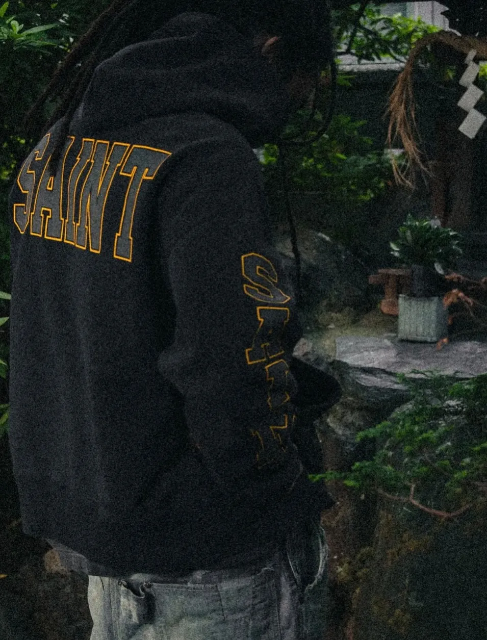 SAINT Mxxxxxx HOODIE/SAINT/NVY Reflective Angel Hoodie Blue S-XL Original open mold Loose cut Comfortable fit Top printing technology 3M reflective paste Best reflective effect in the industry Correct version Original consistent main mark/wash mark/cherub anti-counterfeiting